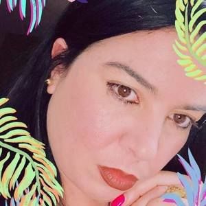 Meet your Posher, Katiuska